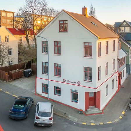 Downtown Baldursbra - Two Bedroom Apartment Reykjavik Luaran gambar
